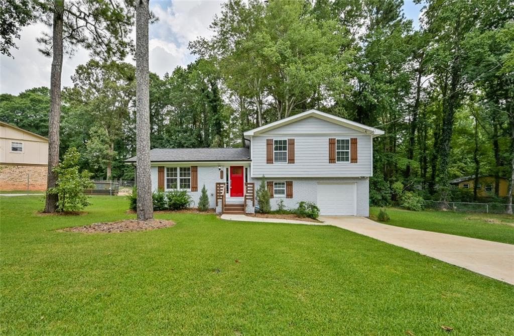 3 bedroom, 3 bathroom, 2,173 sq ft single family residence sold at 4111 Northstrand Drive, Decatur, GA 30035