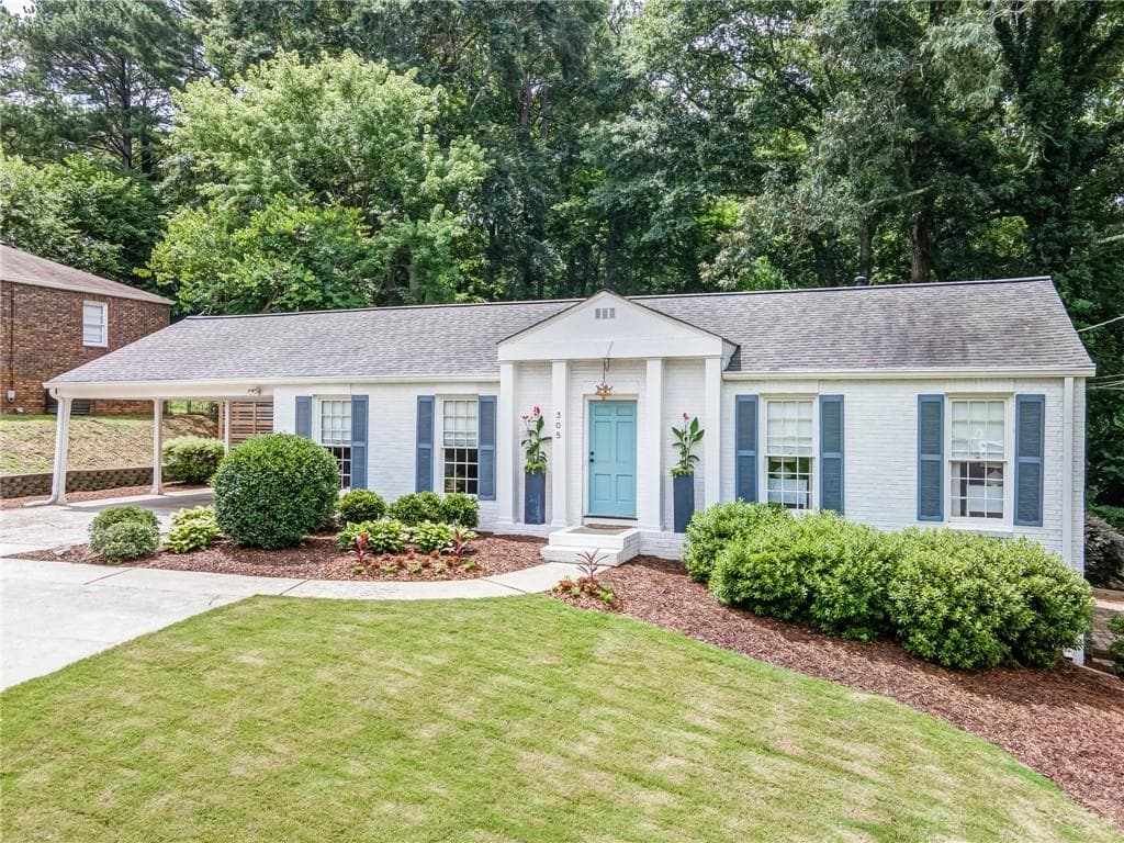 3 bedroom, 2 bathroom, 1,728 sq ft single family residence sold at 305 Norcross Street, Roswell, GA 30075