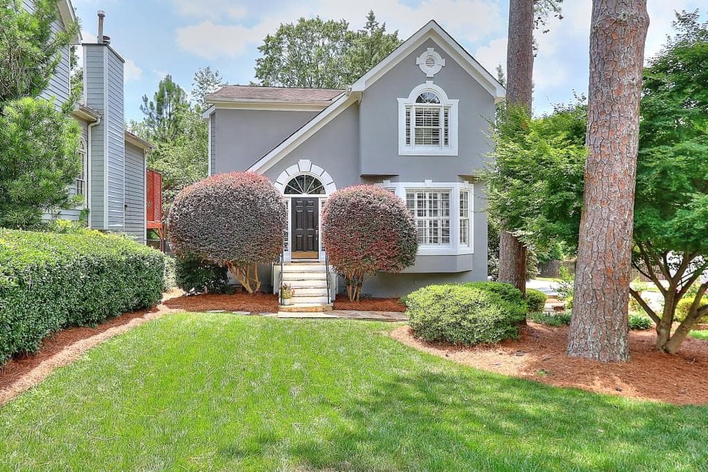 3 bedroom, 3 bathroom, 2,392 sq ft single family residence sold at 1121 Standard Drive, Brookhaven, GA 30319