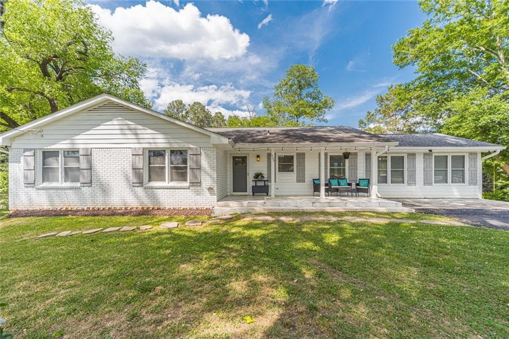 5 bedroom, 3 bathroom, 3,528 sq ft single family residence sold at 525 Batesville Road, Milton, GA 30004