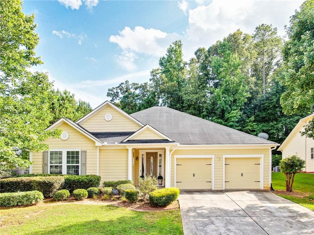 4 bedroom, 2 bathroom, 2,864 sq ft single family residence sold at 4404 Challedon Drive, Fairburn, GA 30213