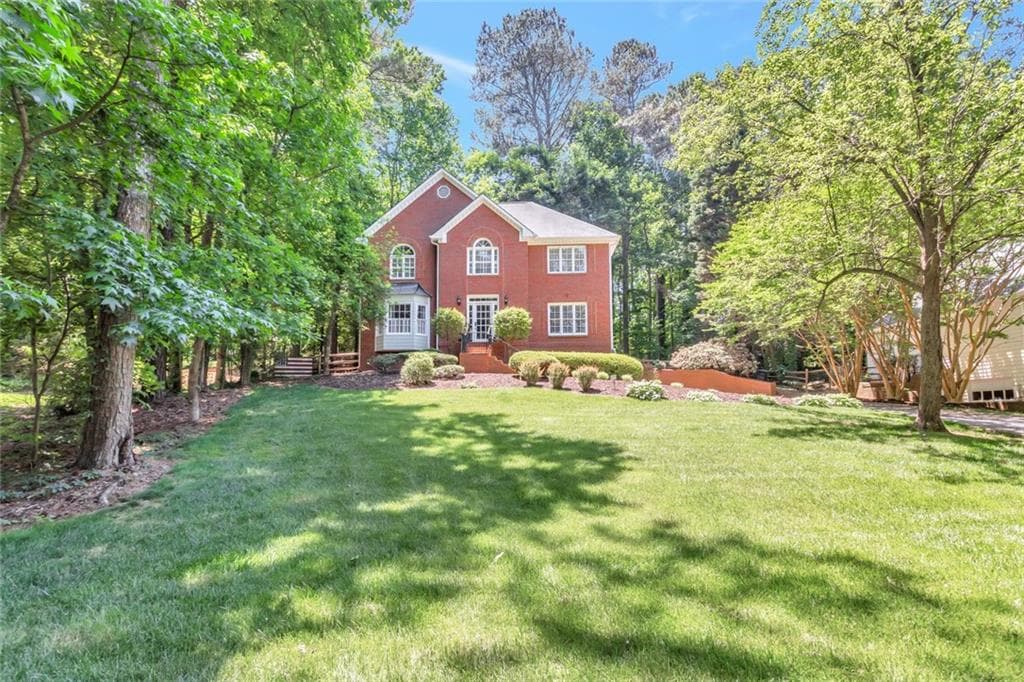 4 bedroom, 3 bathroom, 2,727 sq ft single family residence sold at 2275 Catalonia Lane, Acworth, GA 30101