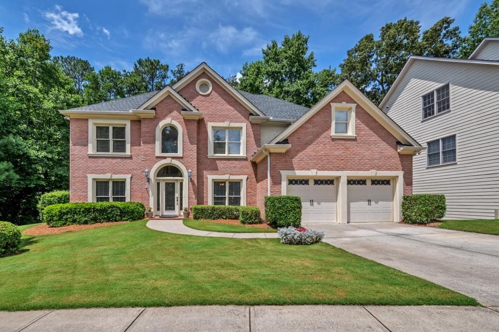 5 bedroom, 3 bathroom, 3,500 sq ft single family residence sold at 1717 Millside Trace, Smyrna, GA 30080