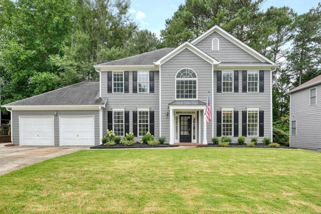 4 bedroom, 3 bathroom, 2,596 sq ft single family residence sold at 3851 Princeton Oaks, Kennesaw, GA 30144