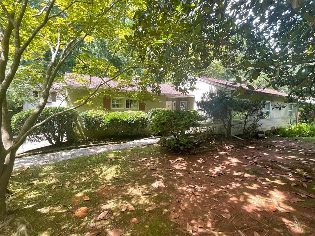 3 bedroom, 3 bathroom, 1,759 sq ft single family residence sold at 860 Barton Woods Road, Atlanta, GA 30307