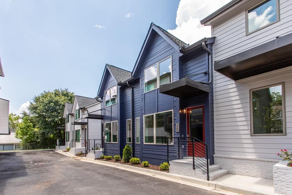 2 bedroom, 3 bathroom, 1,007 sq ft townhouse sold at 74 Rowe Street, Atlanta, GA 30307