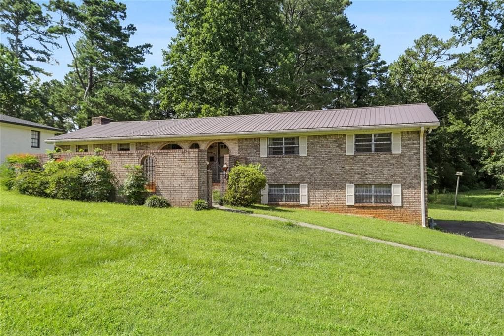 75 Parkwood Drive, Kennesaw, GA 30144 — most recent listing photo