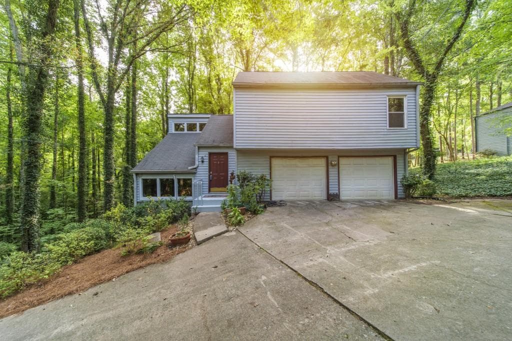 3 bedroom, 2 bathroom, 1,717 sq ft single family residence sold at 3910 Rock Mill Parkway, Marietta, GA 30062