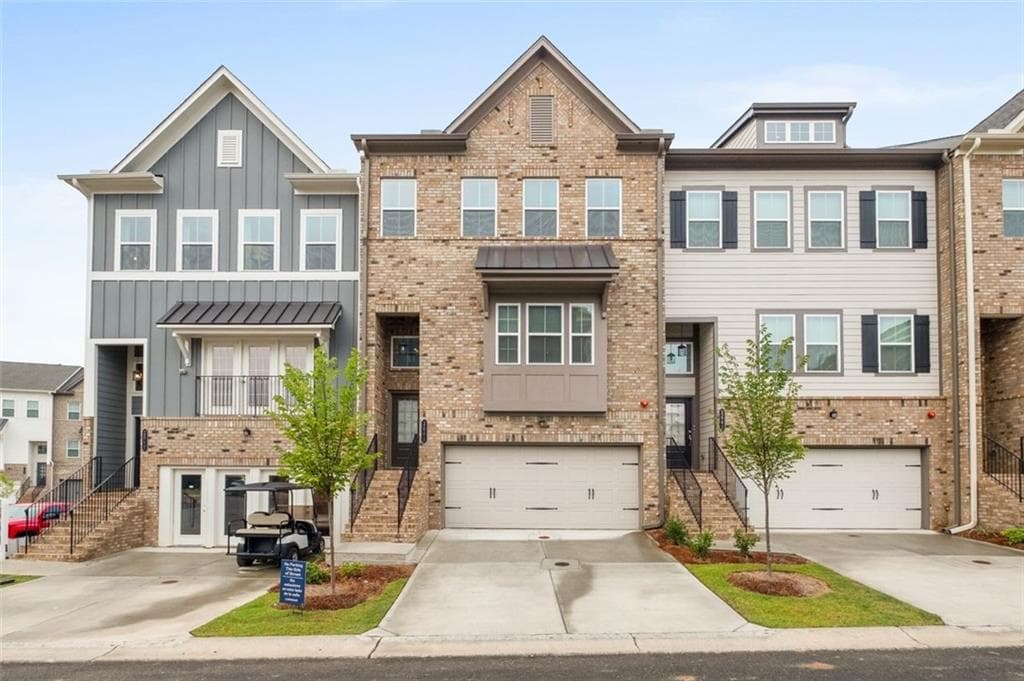 4 bedroom, 3 bathroom, 2,427 sq ft townhouse sold at 2645 Blackburn Court, Smyrna, GA 30080