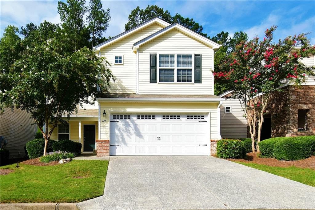 3 bedroom, 3 bathroom, 1,219 sq ft single family residence sold at 124 Oconee Pass, Woodstock, GA 30188