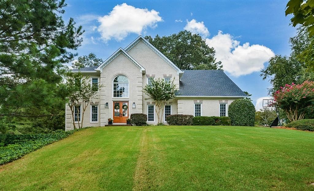 12625 Silver Fox Court, Roswell, GA 30075 — most recent listing photo
