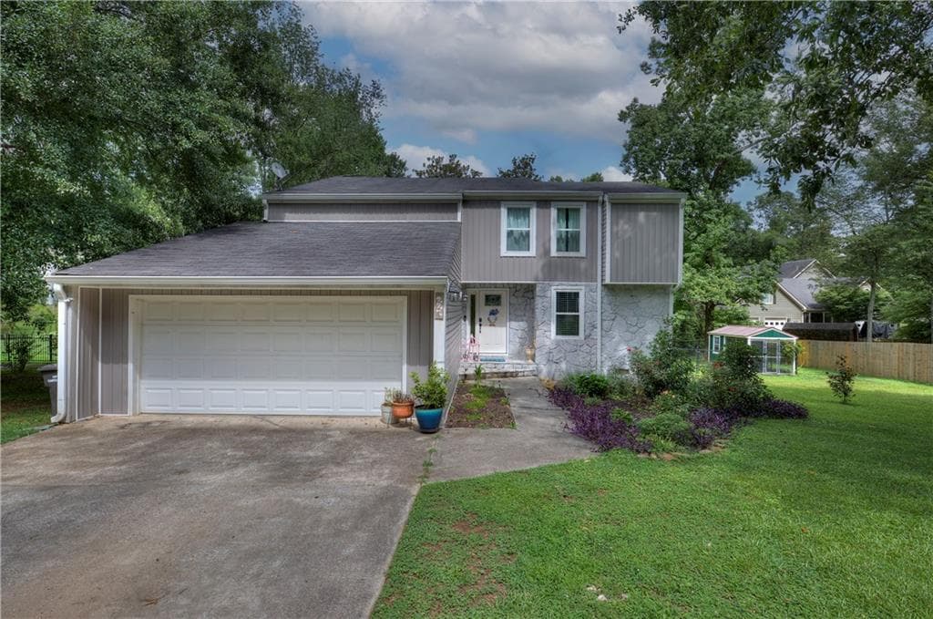227 Parkview Drive, Cartersville, GA 30120 — most recent listing photo