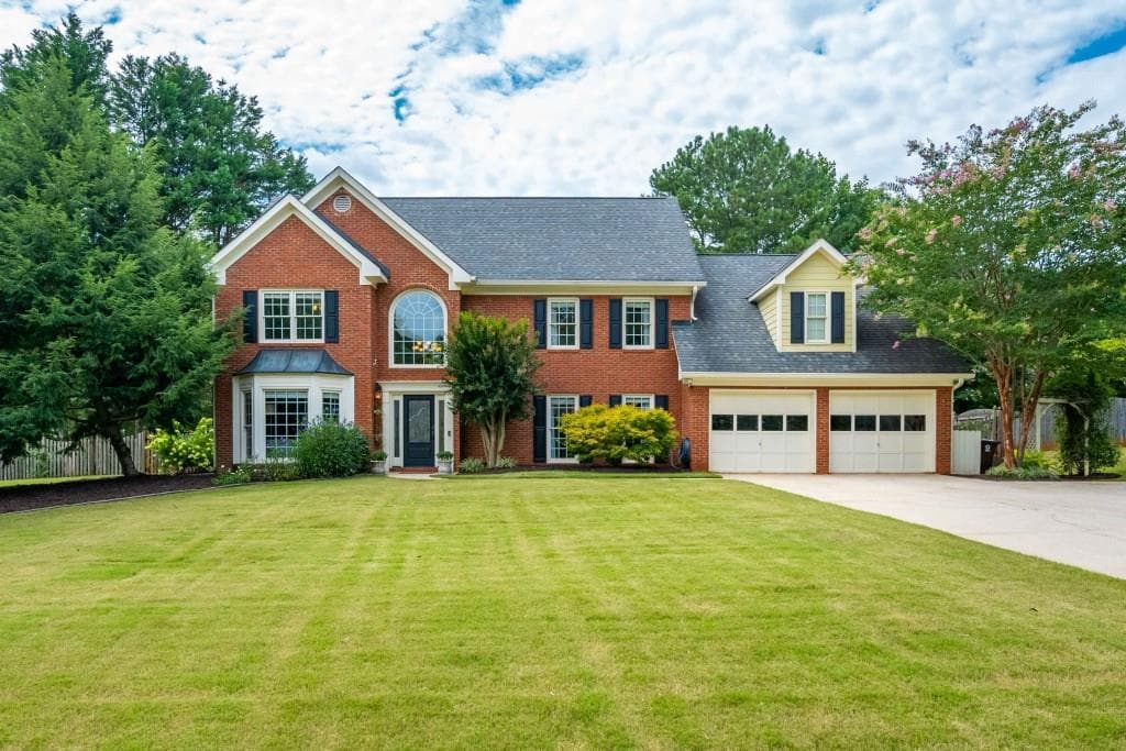 5 bedroom, 4 bathroom, 3,441 sq ft single family residence sold at 470 Sherman Oaks Way, Alpharetta, GA 30004