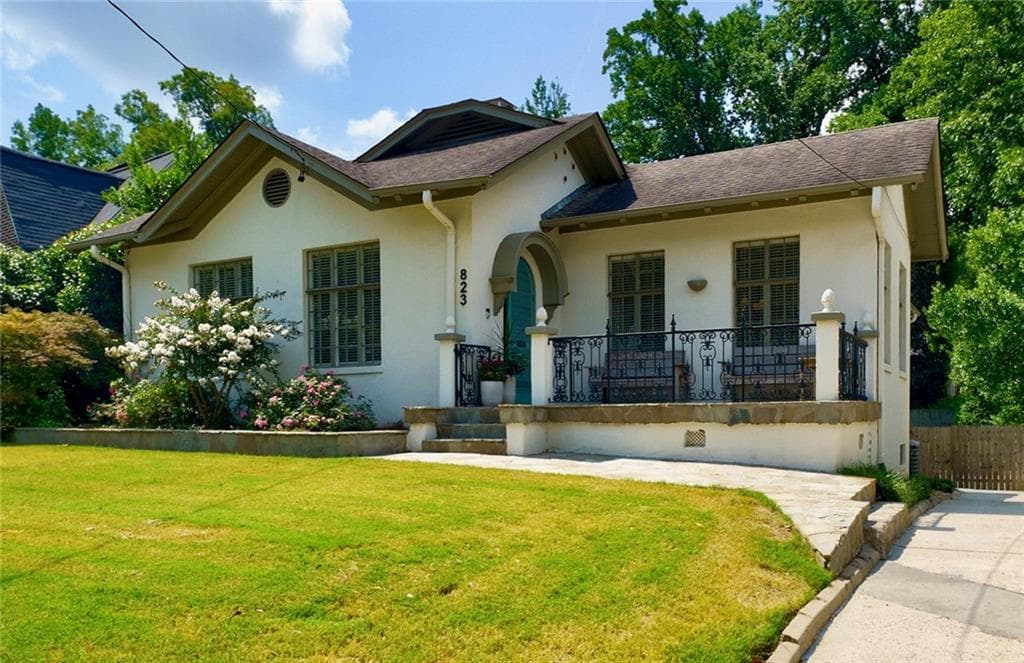 4 bedroom, 3 bathroom, 1,976 sq ft single family residence sold at 823 E MORNINGSIDE Drive, Atlanta, GA 30324