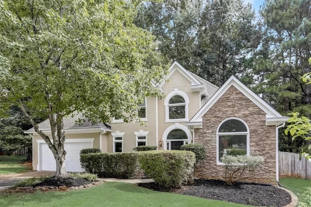 5 bedroom, 4 bathroom, 2,866 sq ft single family residence sold at 580 Willowbrook Run, Alpharetta, GA 30022