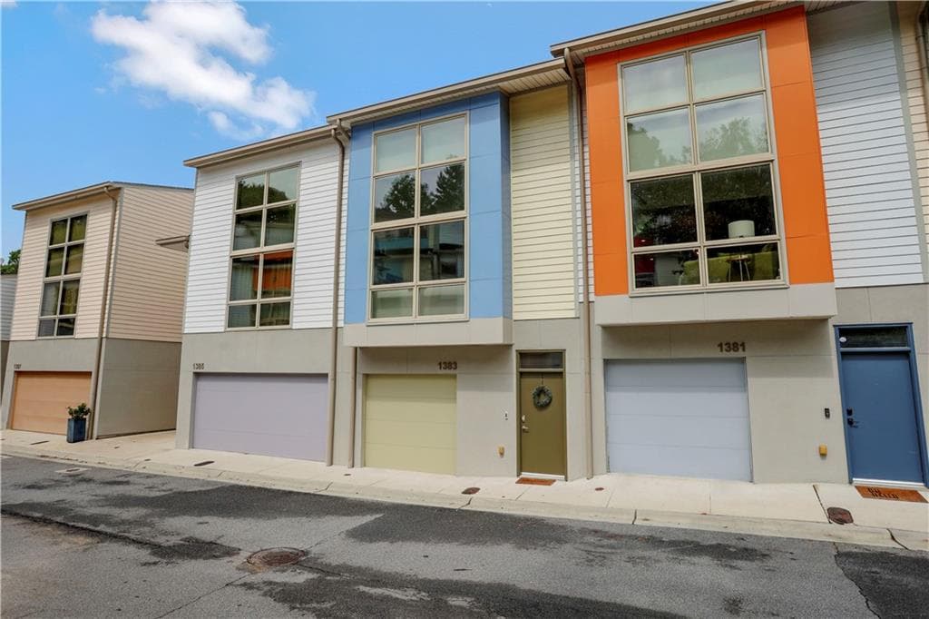 1383 Stirling Circle, Atlanta, GA 30318 — most recent listing photo