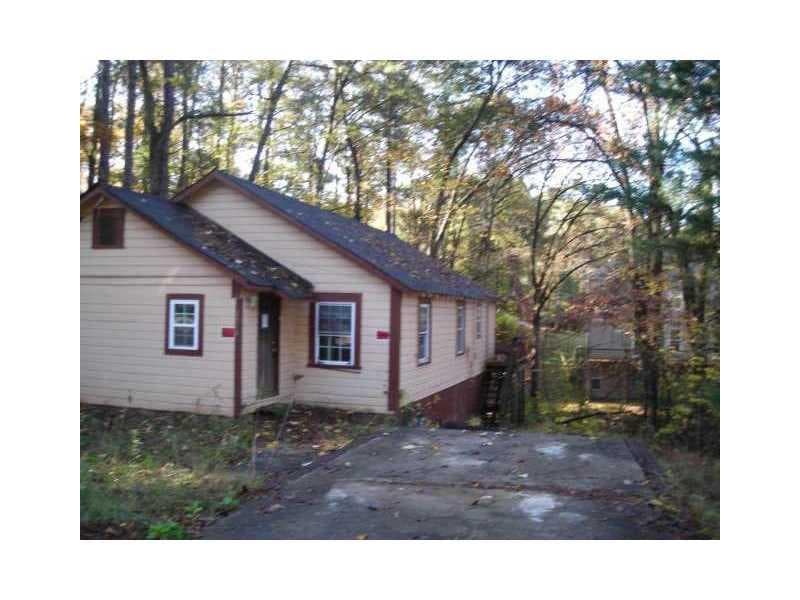 2 bedroom, 1,170 sq ft single family residence sold at 2310 Paul Avenue, Atlanta, GA 30318