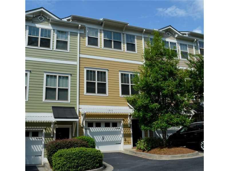 3 bedroom, 1,822 sq ft townhouse sold at 1942 Sterling Oaks Circle 53, Atlanta, GA 30319