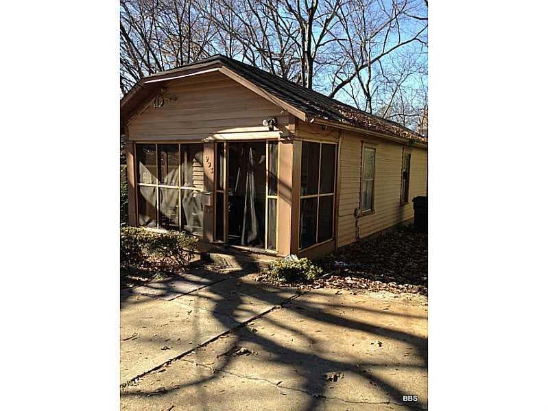 1 bedroom, 659 sq ft single family residence sold at 993 Violet Avenue, Atlanta, GA 30315
