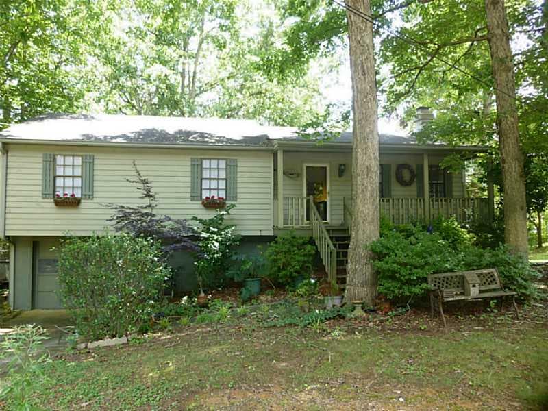 3 bedroom, 1,304 sq ft single family residence sold at 13 Landmark Lane, Marietta, GA 30060