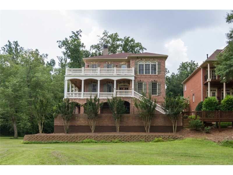 4 bedroom, 3,584 sq ft single family residence sold at 1113 Dunroven Drive, Atlanta, GA 30342