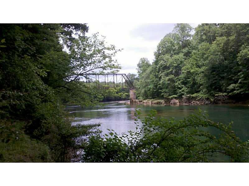 single family residence sold at 520 Overlook Mountain Drive, Suwanee, GA 30024
