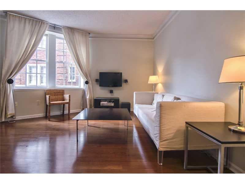 1 bedroom, 905 sq ft condominium sold at 800 Peachtree Street 106, Atlanta, GA 30308