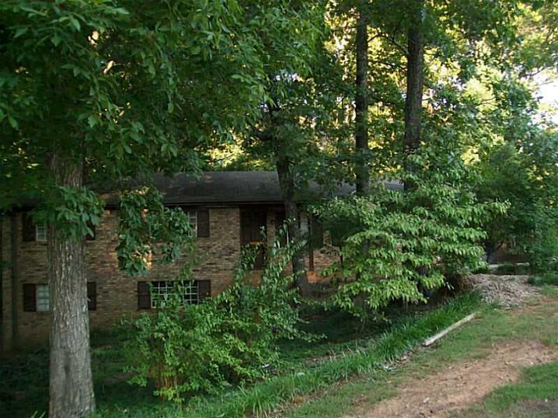 5534 Woodland Drive, Acworth, GA 30102 — most recent listing photo