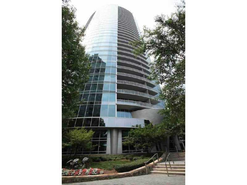 2 bedroom, 1,429 sq ft condominium sold at 3338 Peachtree Road 2201, Atlanta, GA 30326