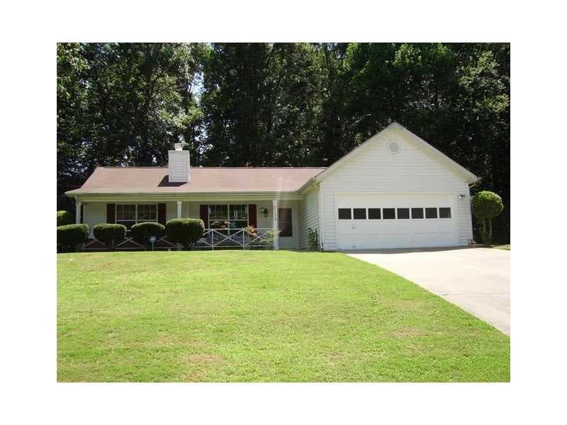 3 bedroom, 1,363 sq ft single family residence sold at 2139 Briar Glen Lane, Atlanta, GA 30331