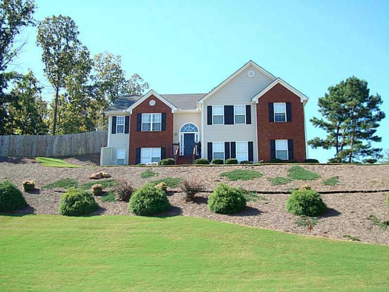 4 bedroom, 2,620 sq ft single family residence sold at 415 Burgess Mill Trail, Suwanee, GA 30024