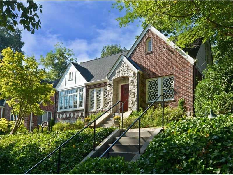 4 bedroom, 3,097 sq ft single family residence sold at 1131 Reeder Circle, Atlanta, GA 30306