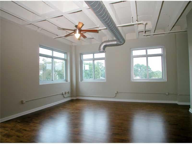2 bedroom, 1,625 sq ft condominium sold at 805 Peachtree Street 405, Atlanta, GA 30308