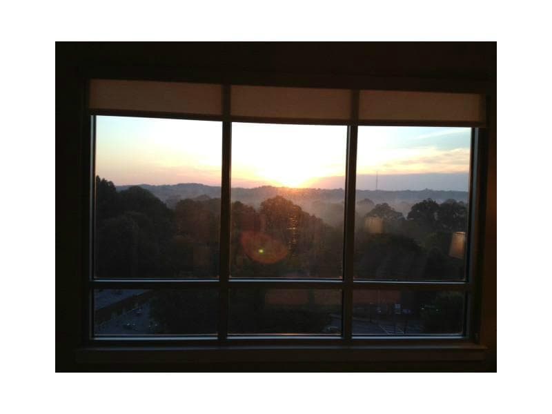 2 bedroom, 1,727 sq ft condominium sold at 222 12th Street 907, Atlanta, GA 30309