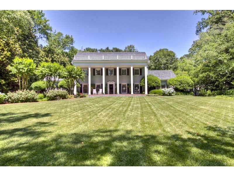 5 bedroom, 6,094 sq ft single family residence sold at 3955 Northside Drive, Atlanta, GA 30342