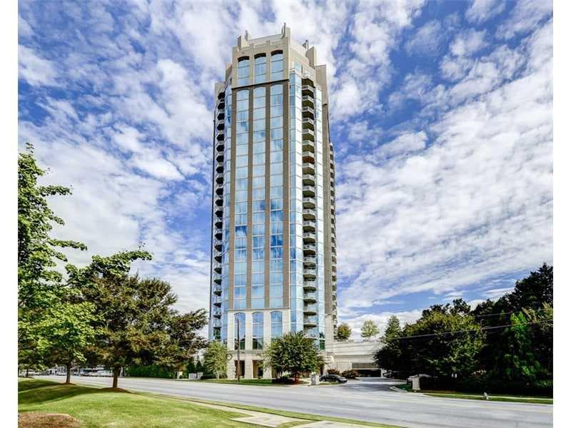 2 bedroom, 1,364 sq ft condominium sold at 2795 Peachtree Road 407, Atlanta, GA 30305