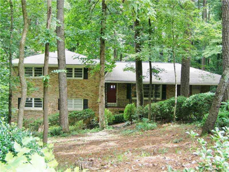 4 bedroom, 1,423 sq ft single family residence sold at 620 Amberidge Trail, Sandy Springs, GA 30328