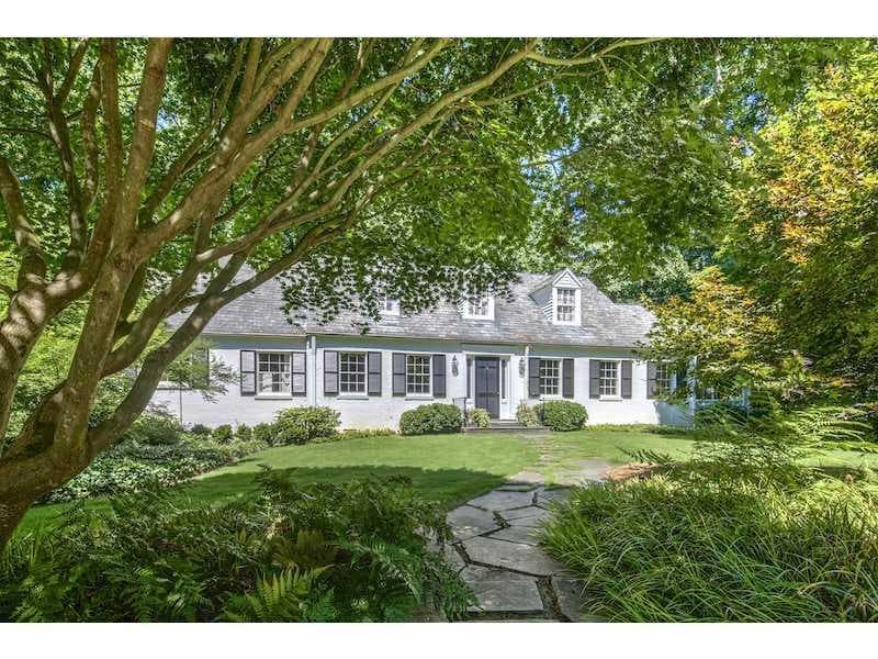 4 bedroom single family residence sold at 489 Westover Drive, Atlanta, GA 30305