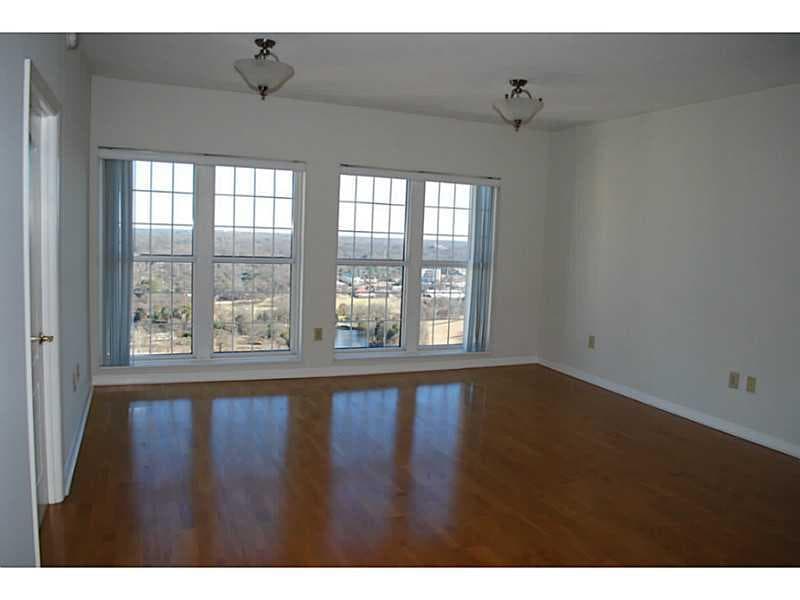 2 bedroom, 1,434 sq ft condominium sold at 195 14th Street PH205, Atlanta, GA 30309
