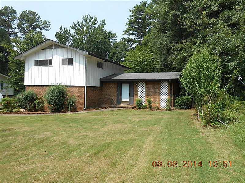 6427 Maddox Road, Morrow, GA 30260 — most recent listing photo
