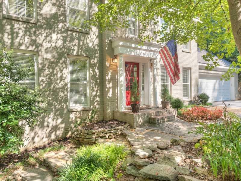 4 bedroom single family residence sold at 533 Hascall Road, Atlanta, GA 30309