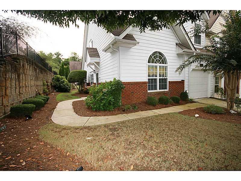 2 bedroom, 1,529 sq ft condominium sold at 1052 Pike Forest Court 1052, Lawrenceville, GA 30045