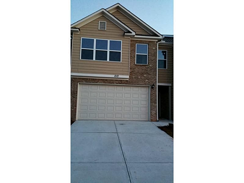 3 bedroom townhouse sold at 210 Oakland Hills Way 210, Lawrenceville, GA 30044