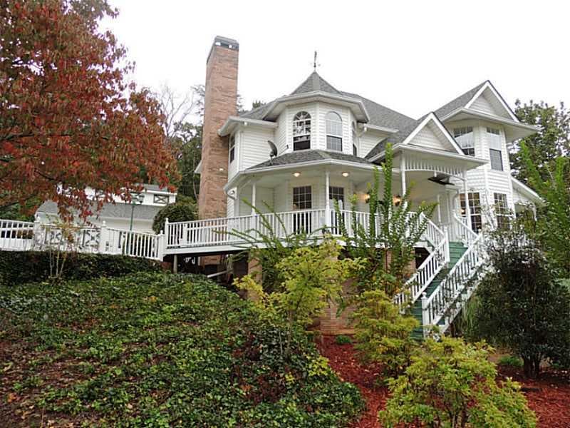 3 bedroom, 2,249 sq ft single family residence sold at 323 Paradise Drive, Dawsonville, GA 30534
