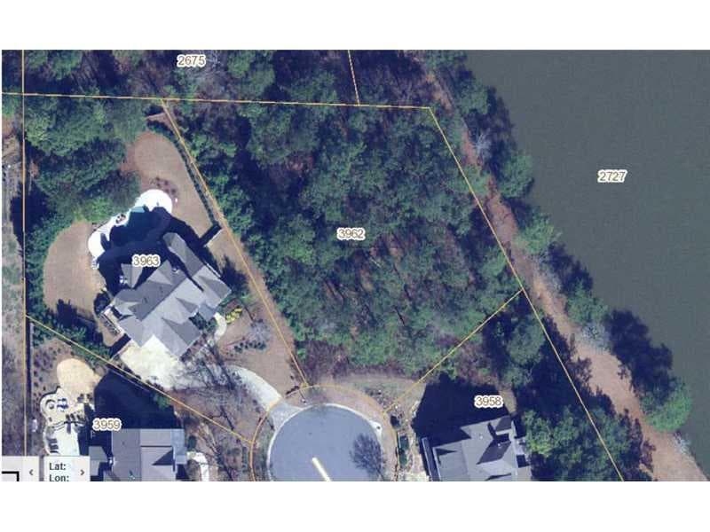 single family residence sold at 3962 Hazelhurst Lake Drive, Marietta, GA 30066