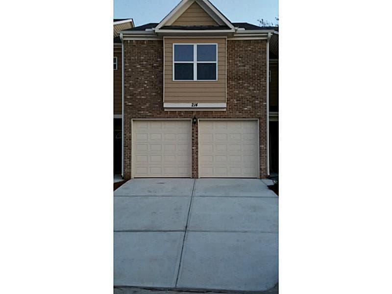 3 bedroom townhouse sold at 214 Oakland Hills Way 214, Lawrenceville, GA 30044