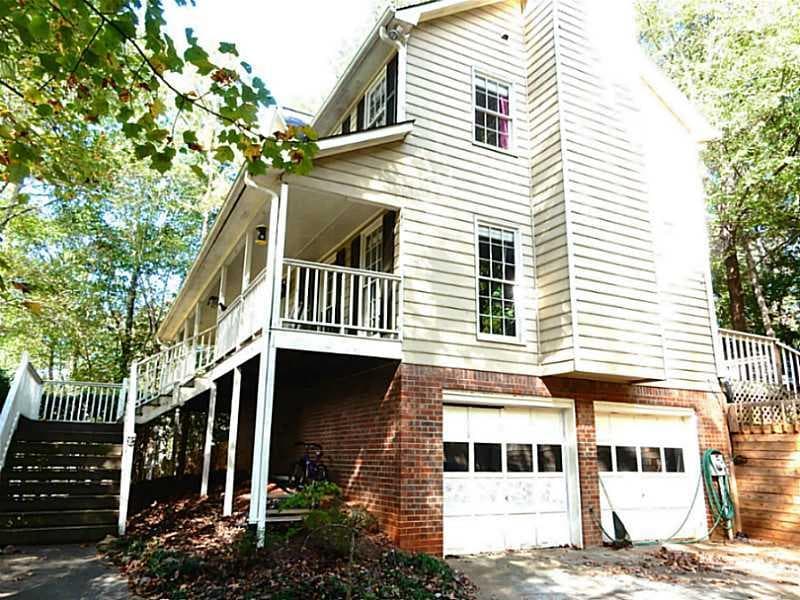 3 bedroom, 2,564 sq ft single family residence sold at 1086 Atherton Lane, Woodstock, GA 30189