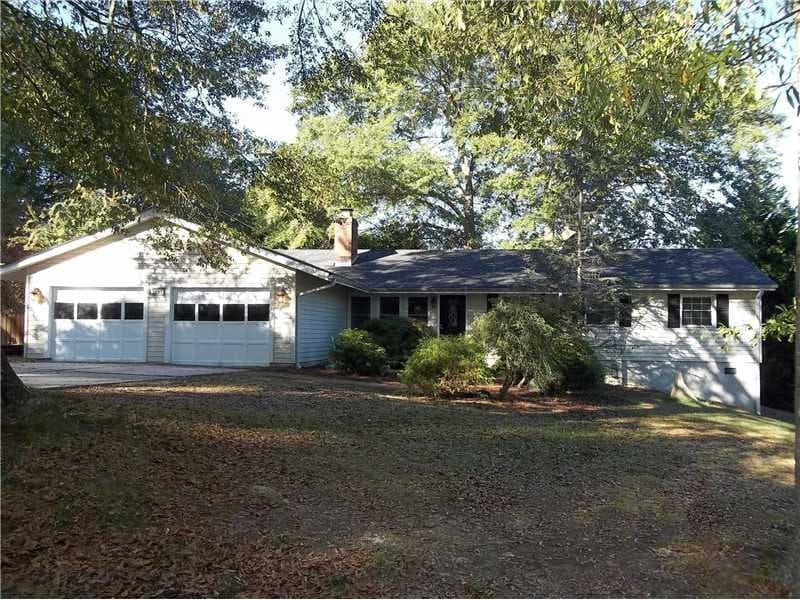 3 bedroom single family residence sold at 1151 PIEDMONT Place, Gainesville, GA 30501