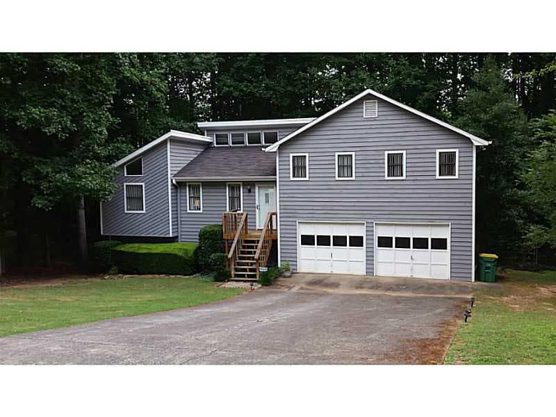 4462 Old Mabry Place, Roswell, GA 30075 — most recent listing photo