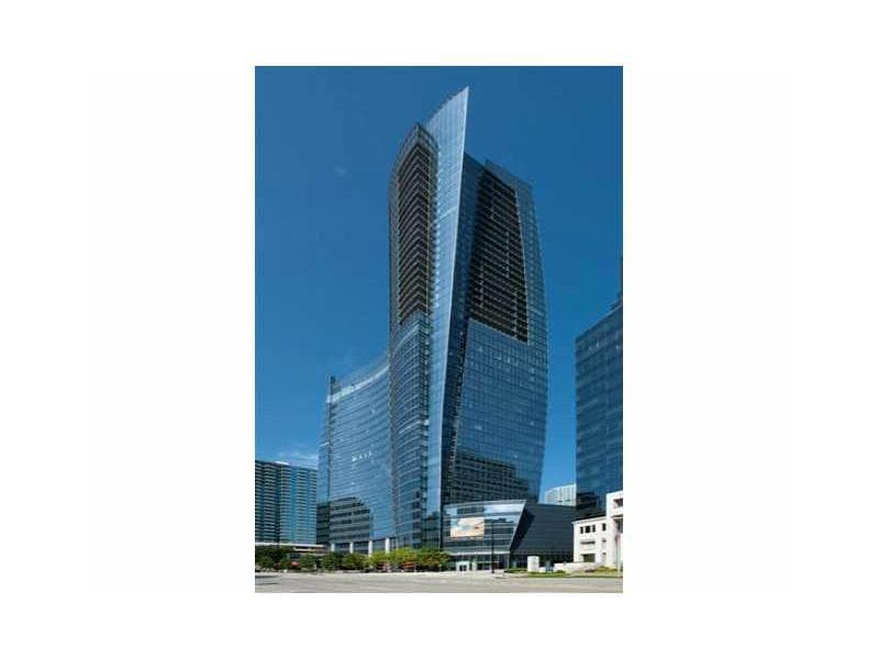 2 bedroom condominium sold at 3344 Peachtree Road 3105, Atlanta, GA 30326